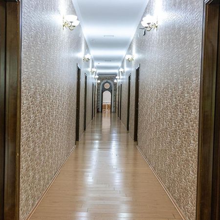 Chabiant Guesthouse Chateau Monolit Ikinci Yeniyol Eksteriør bilde