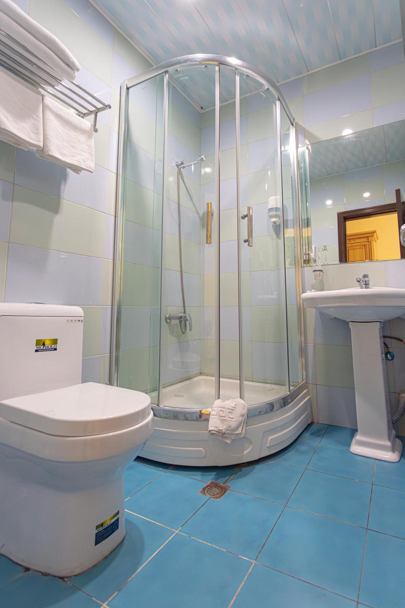 Chabiant Guesthouse Chateau Monolit Ikinci Yeniyol Eksteriør bilde